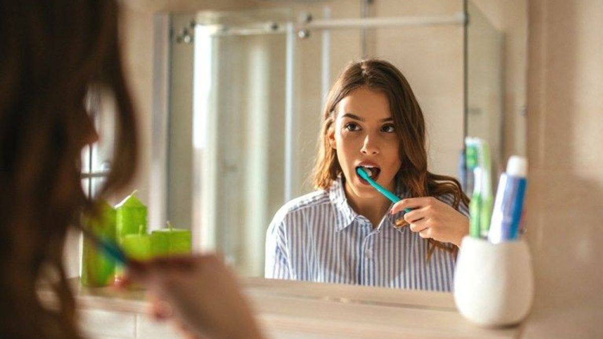 Mual Saat Gosok Gigi