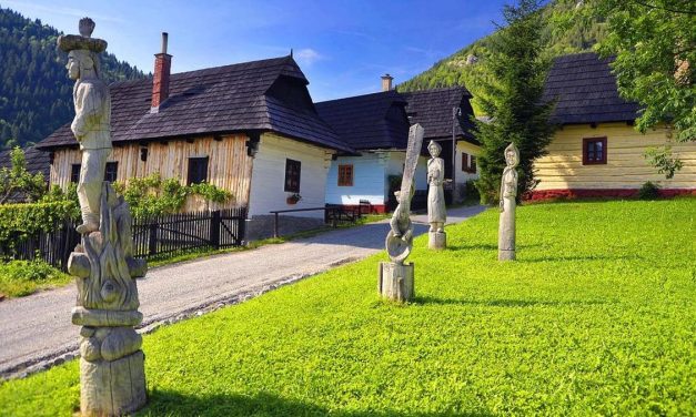 Desa Kecil Di Slovakia Yang Menolak Jadi Warisan Sejarah