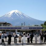 Kereta Khusus Gunung Fuji Resmi Beroperasi, Jadi Incar Wisman