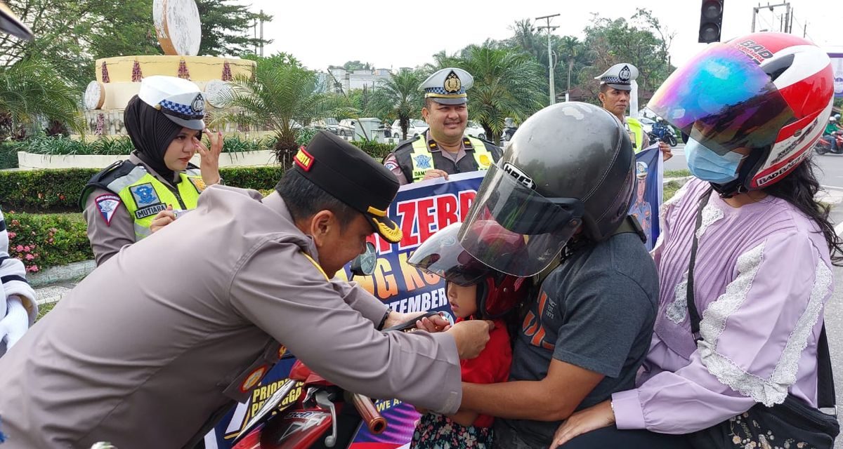 Pentingnya Penggunaan Helm Saat Berkendara Untuk Selamat