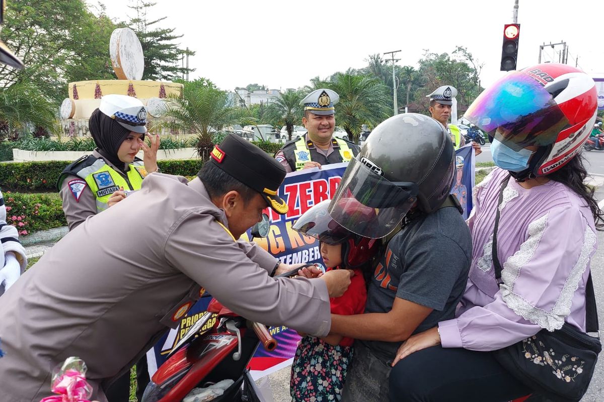 Pentingnya Penggunaan Helm