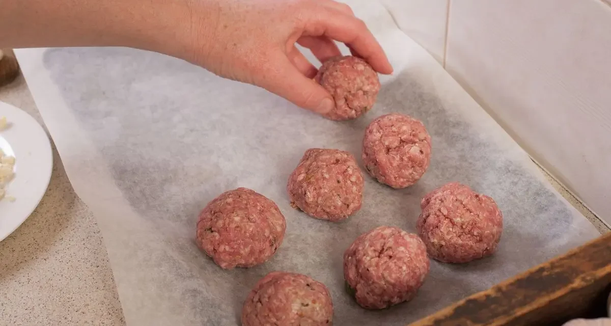 Resep Bola Daging Kukus Yang Lembut Dan Juicy, Semua Suka