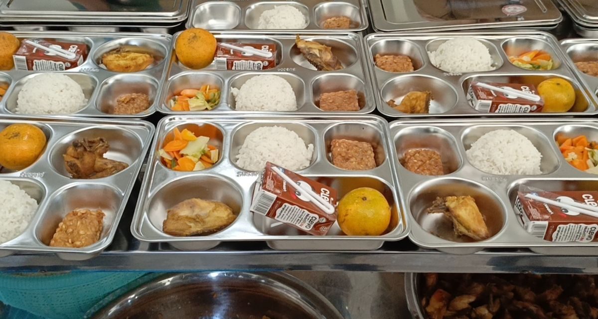 DPR Minta BGN Evaluasi SPPG Usai MBG Tidak Di Makan Siswa